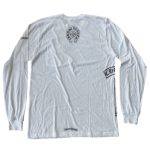 The Chrome Hearts Multi Logo L/S Sweatshirt is likely a stylish and fashionable long-sleeved sweatshirt produced by the luxury fashion brand Chrome Hearts. It appears to feature multiple logos, although without more information it is difficult for me to provide further details about the specific sweatshirt. Is there anything else I can help you with?