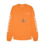 The Chrome Hearts Matty Boy Link & Build L/S sweatshirt is a long-sleeved sweatshirt featuring a graphic of interlocking chains on the front. It is made by Chrome Hearts, a luxury fashion brand known for its high-end, edgy jewelry and accessories, as well as its clothing and leather goods. The sweatshirt is likely to be made of a soft, comfortable material and could be quite expensive due to the brand's reputation for luxury.